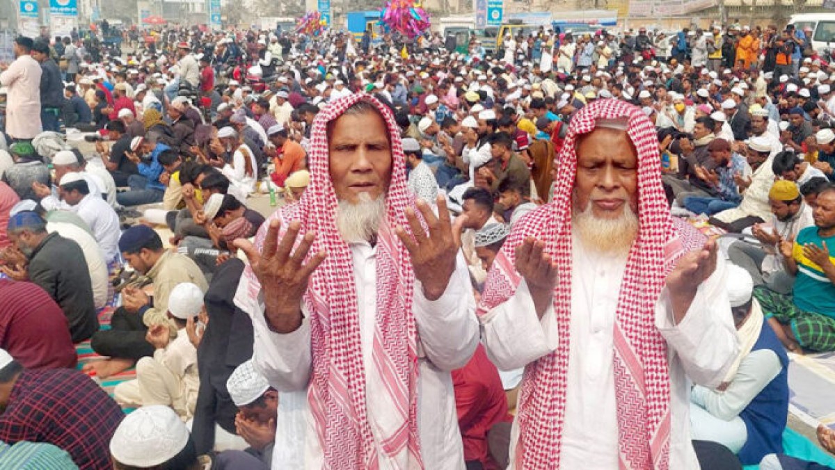 আখেরি মোনাজাতের মধ্য দিয়ে শেষ হলো বিশ্ব ইজতেমা