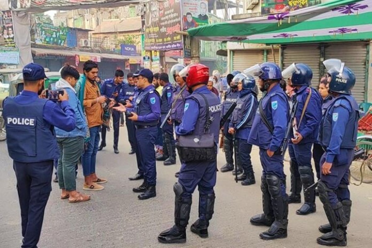 নিরাপত্তার চাদরে ঢাকা পড়েছে রাজধানী