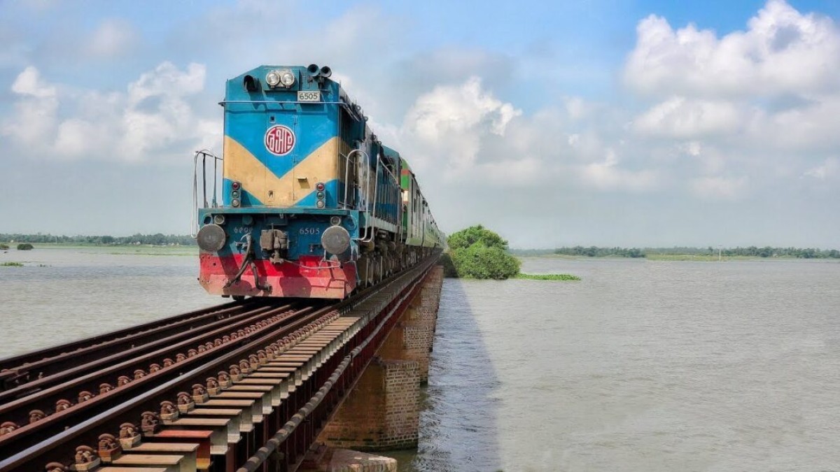 জুনে ঢাকা-কক্সবাজার রুটে সরাসরি ট্রেন চালু হচ্ছে