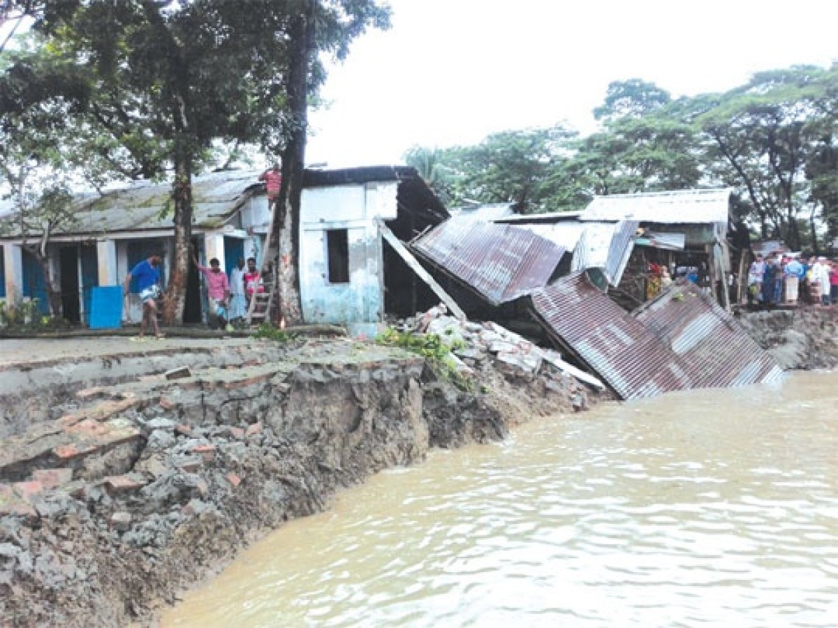 বরিশালের সব নদীর পানি বিপৎসীমার ওপরে