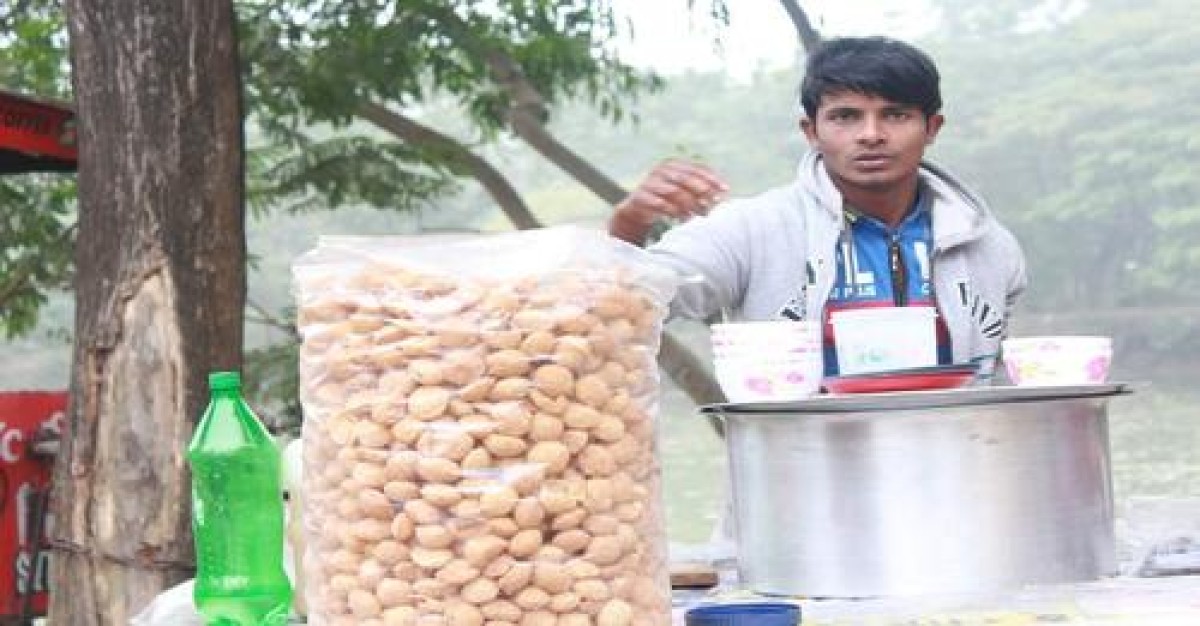 বাংলাদেশের ফুচকা এশিয়ার সেরা স্ট্রিট ফুডের তালিকায়